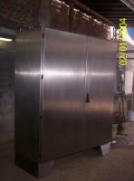 GABINETE MONOLÍTICO EN ACERO INOXIDABLE 